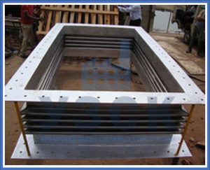 прямоугольные линзовые компенсаторы в Благовещенске