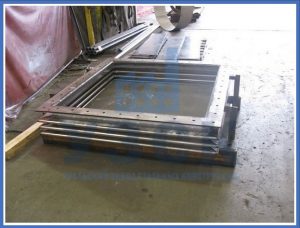 прямоугольные линзовые компенсаторы в Благовещенске